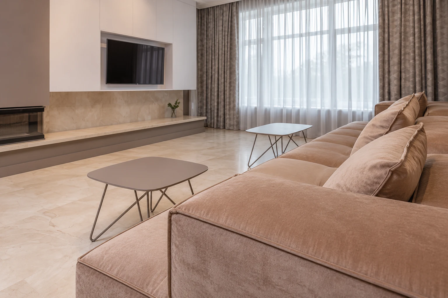 Salon Atelier · 3